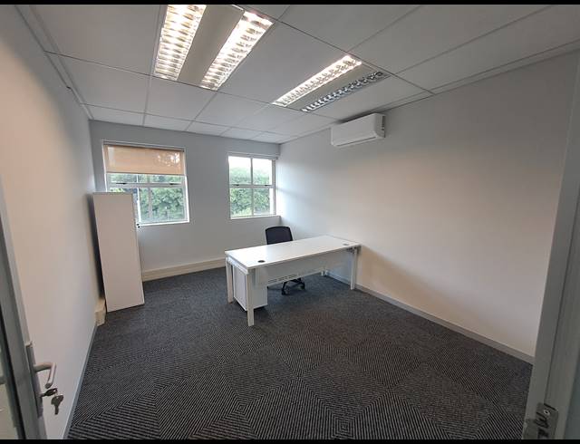 383M² OFFICE TO LET IN HYDE PARK